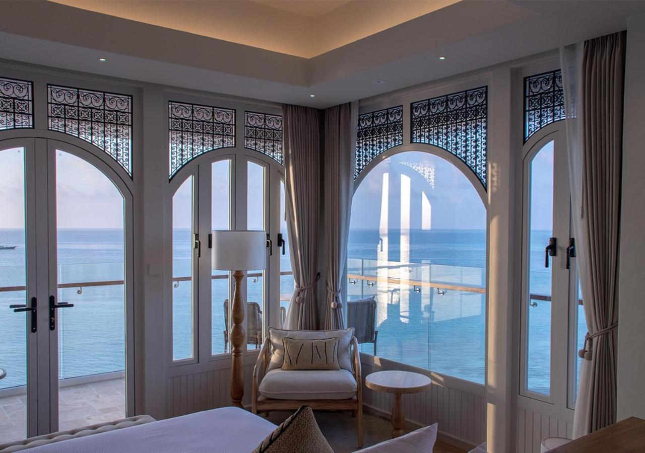 Stone Hotel